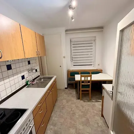 Wohnung Naehe Lkh Und Der Med Uni Graz Exterior photo
